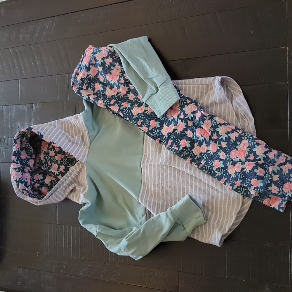 Floral and stripe hoodie and jogger set